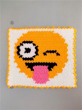 Dil Çıkaran Emoji Lif Beyaz