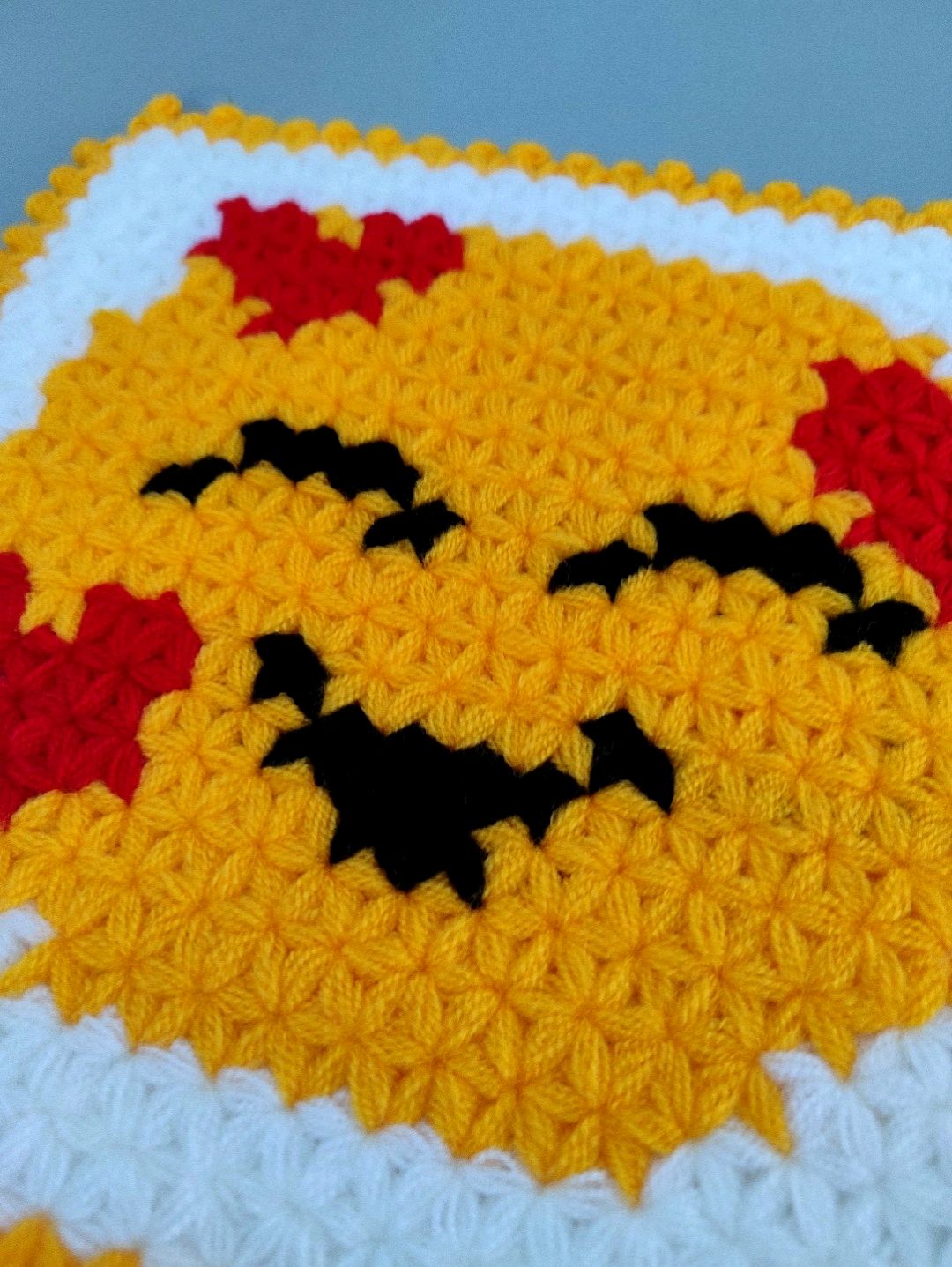 kalpli-emojili-lif-beyaz