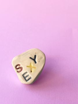 Sexy Broş Seramik Çok Renkli