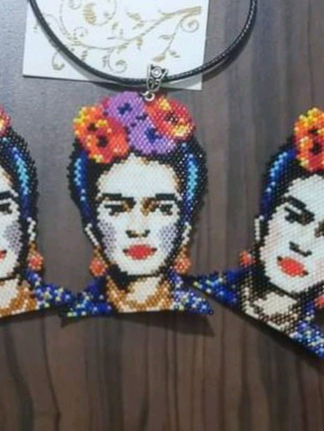 frida-kahlo-kolye-bros-aksesuar-mavi