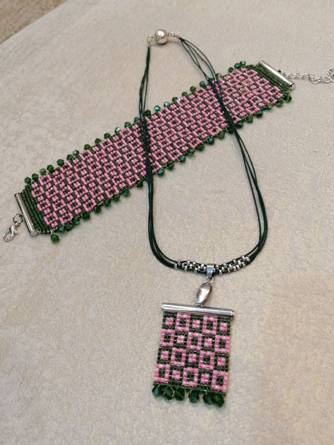 miyuki-bileklik-ve-kolyesi-yesil