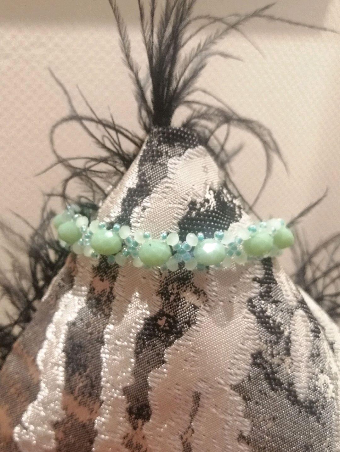 mint-yesili-kristal-boncuklu-bileklik-yesil
