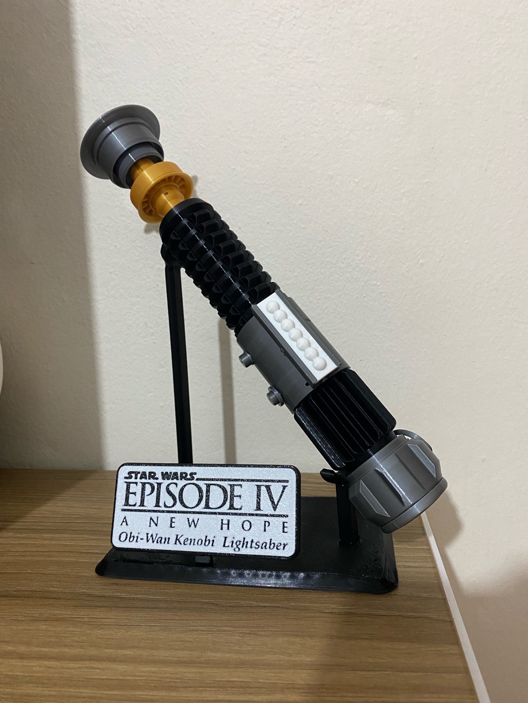obi-wan-kenobi-isin-kilici-ve-standi-siyah