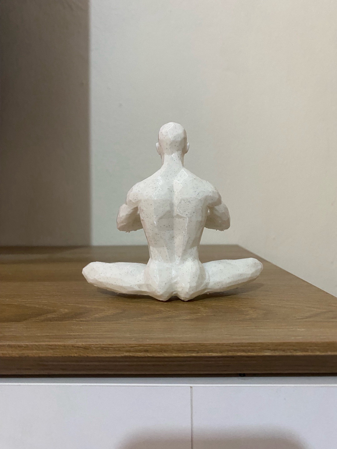 meditasyon-figuru-beyaz