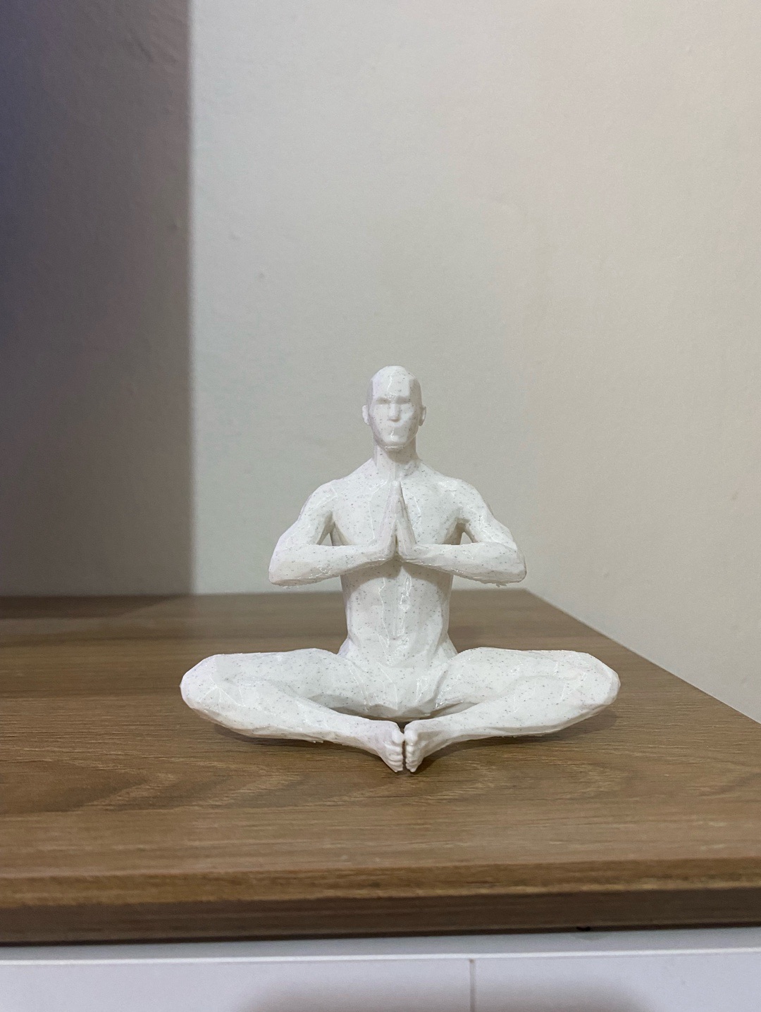 meditasyon-figuru-beyaz