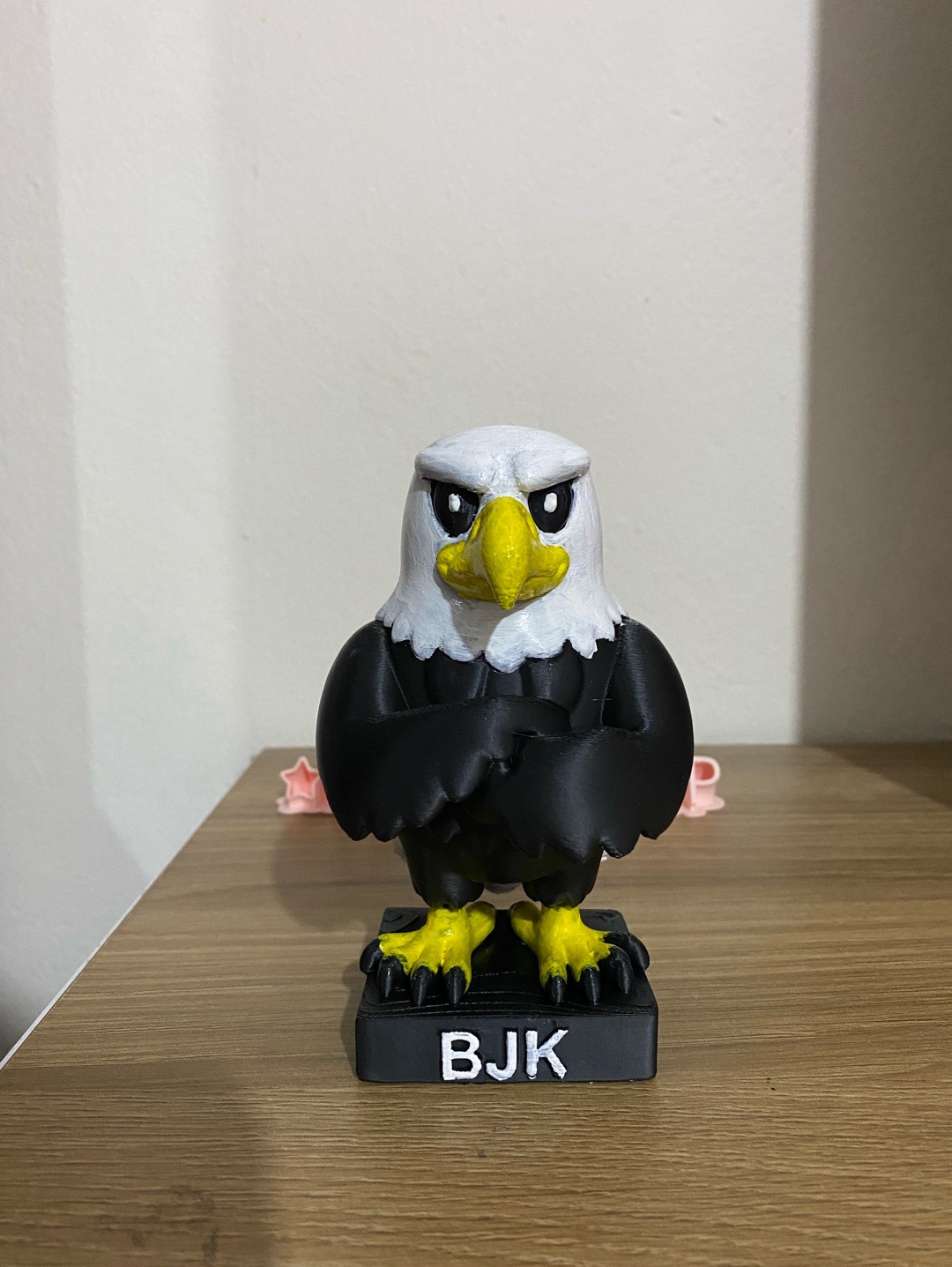 besiktas-kartal-maskotu
