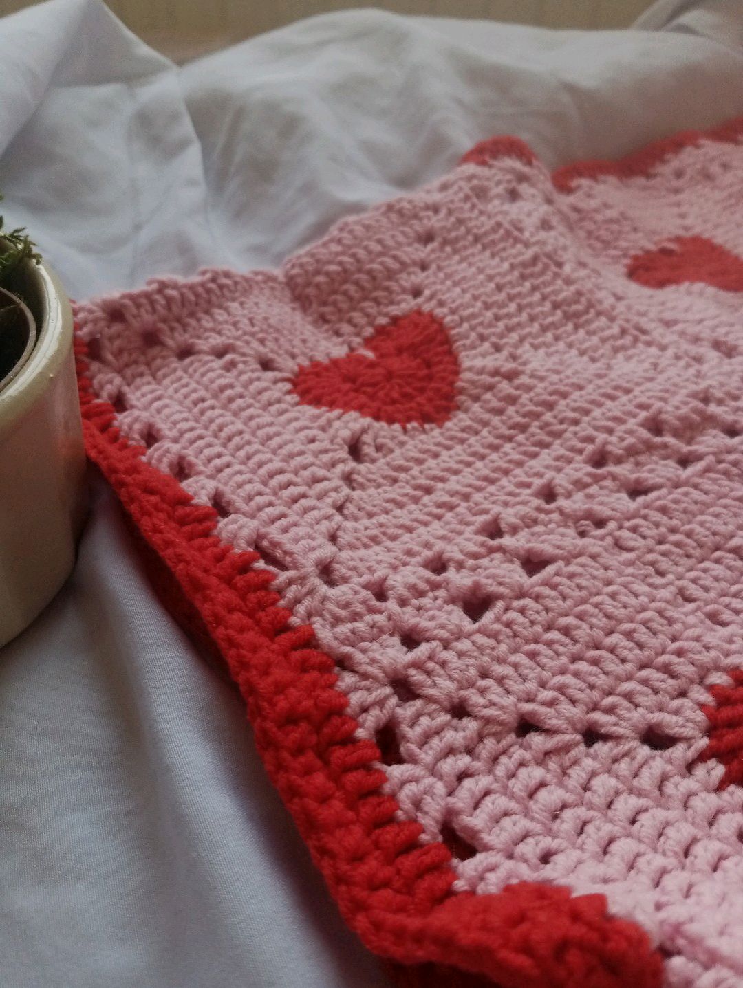 pembe-kalpli-hirka-pembe