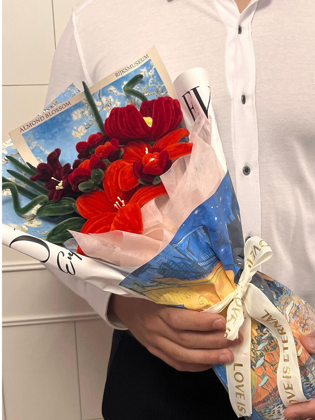van-gogh-kirmizi-buket-kirmizi