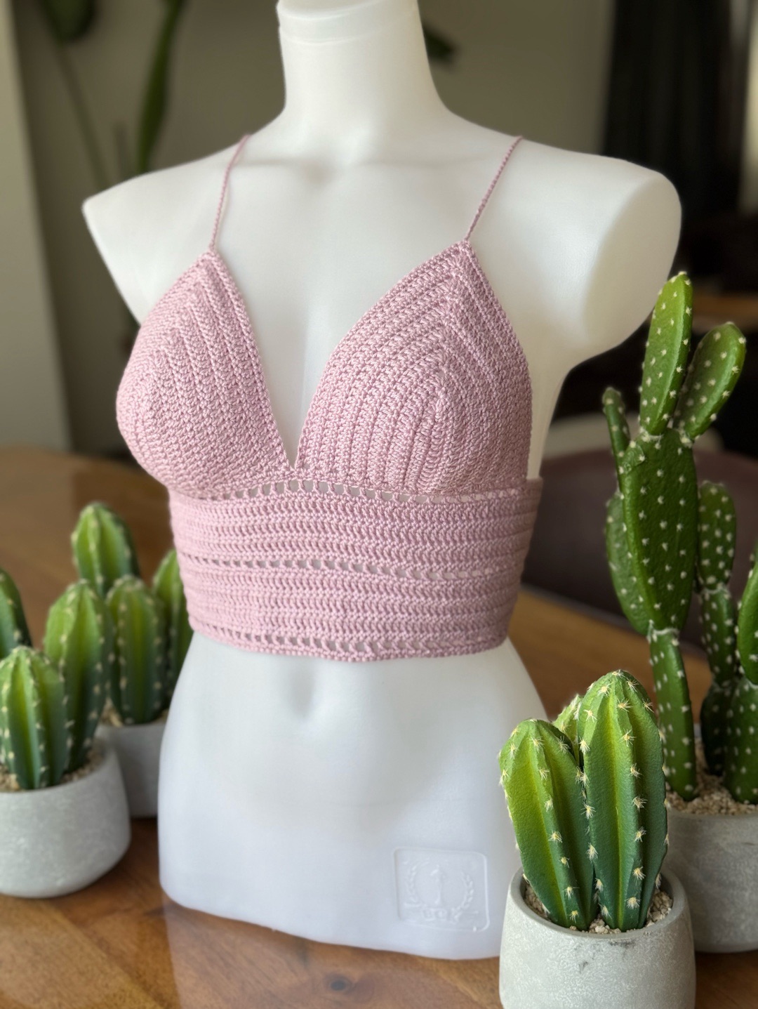 crop-bluz-baglamali-el-orgusu-lila