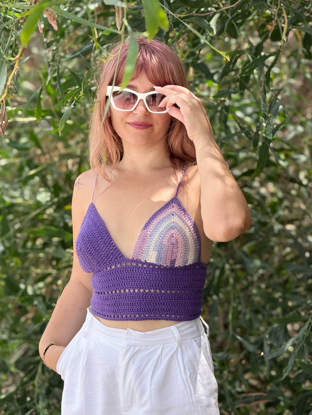 crop-bluz-baglamali-el-orgusu-mor
