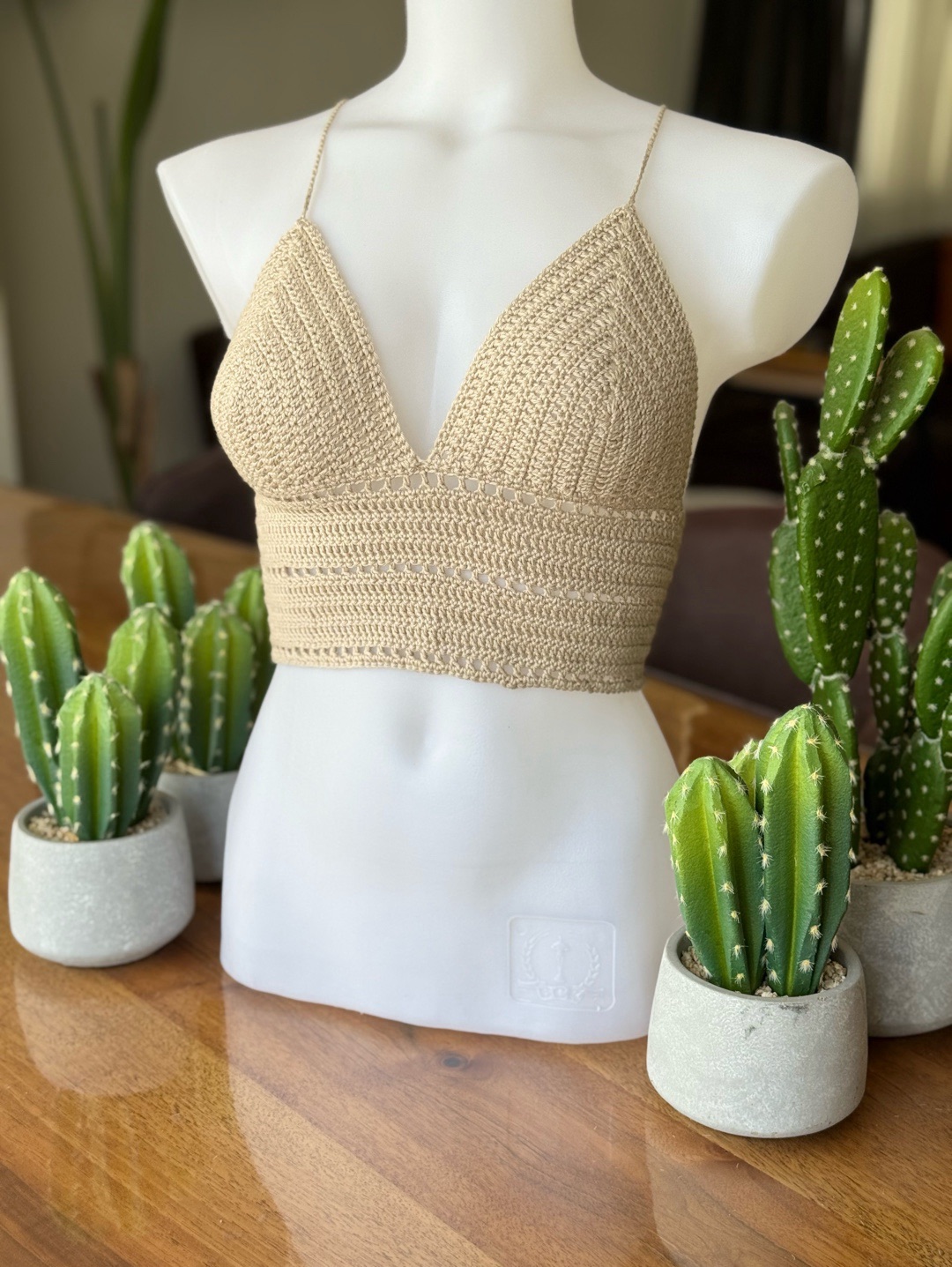 crop-bluz-baglamali-el-orgu-krem-rengi