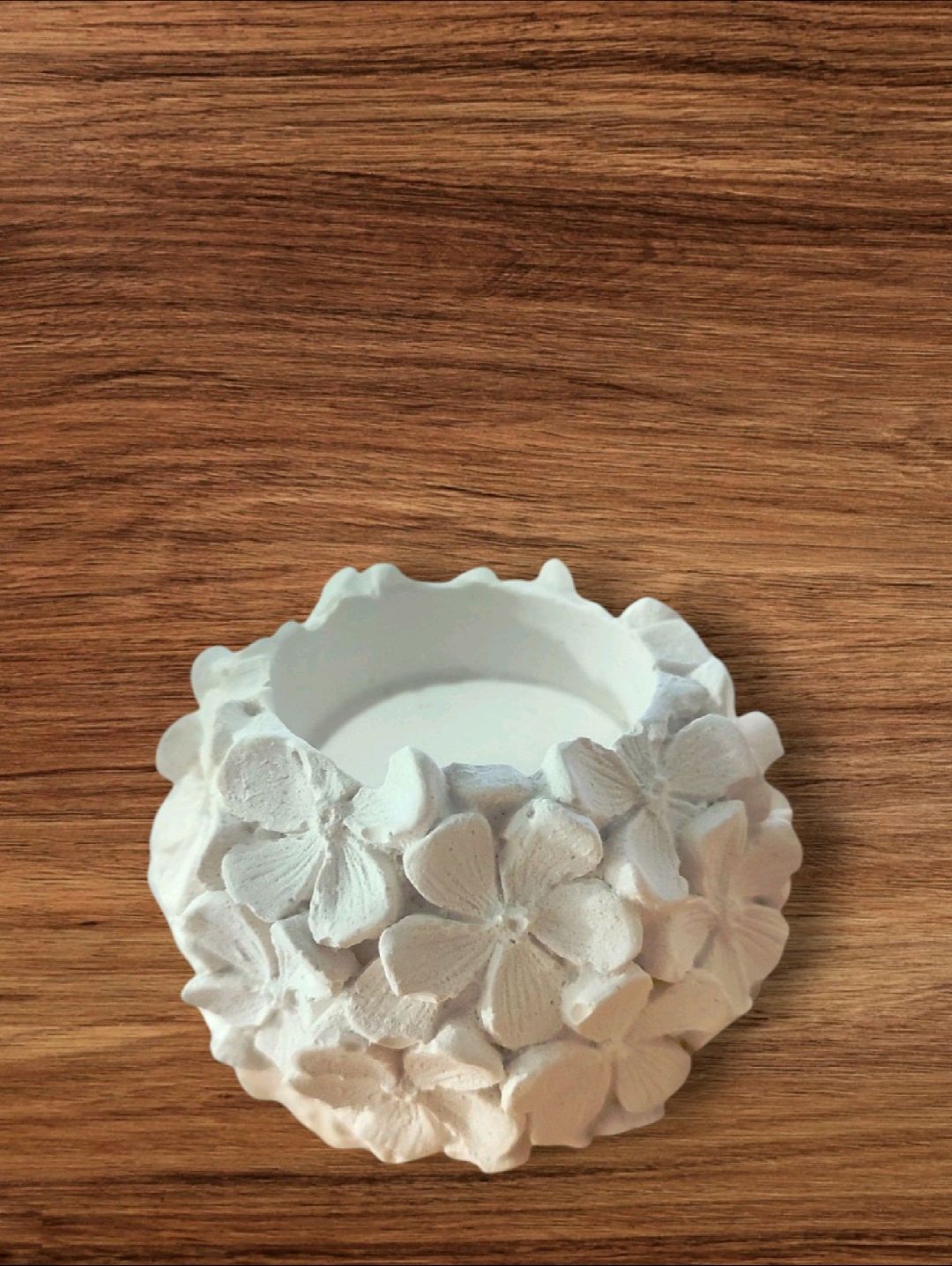 dekoratif-cicek-motifli-mumluk