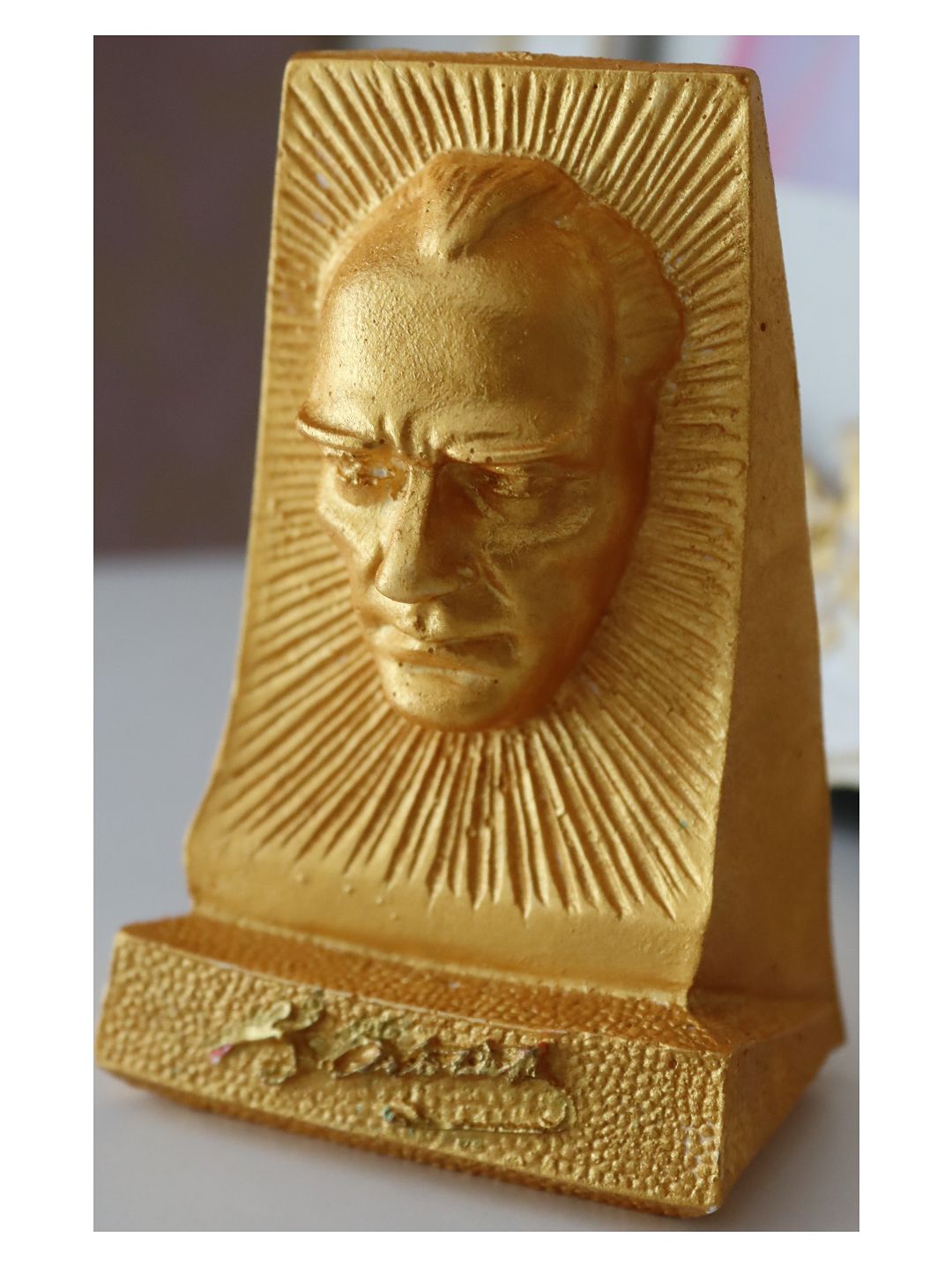 ataturk-biblosu-beyaz