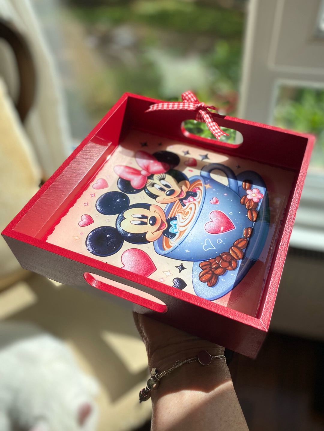 ahsap-mickey-minnie-tepsi-20x20-cm-kirmizi