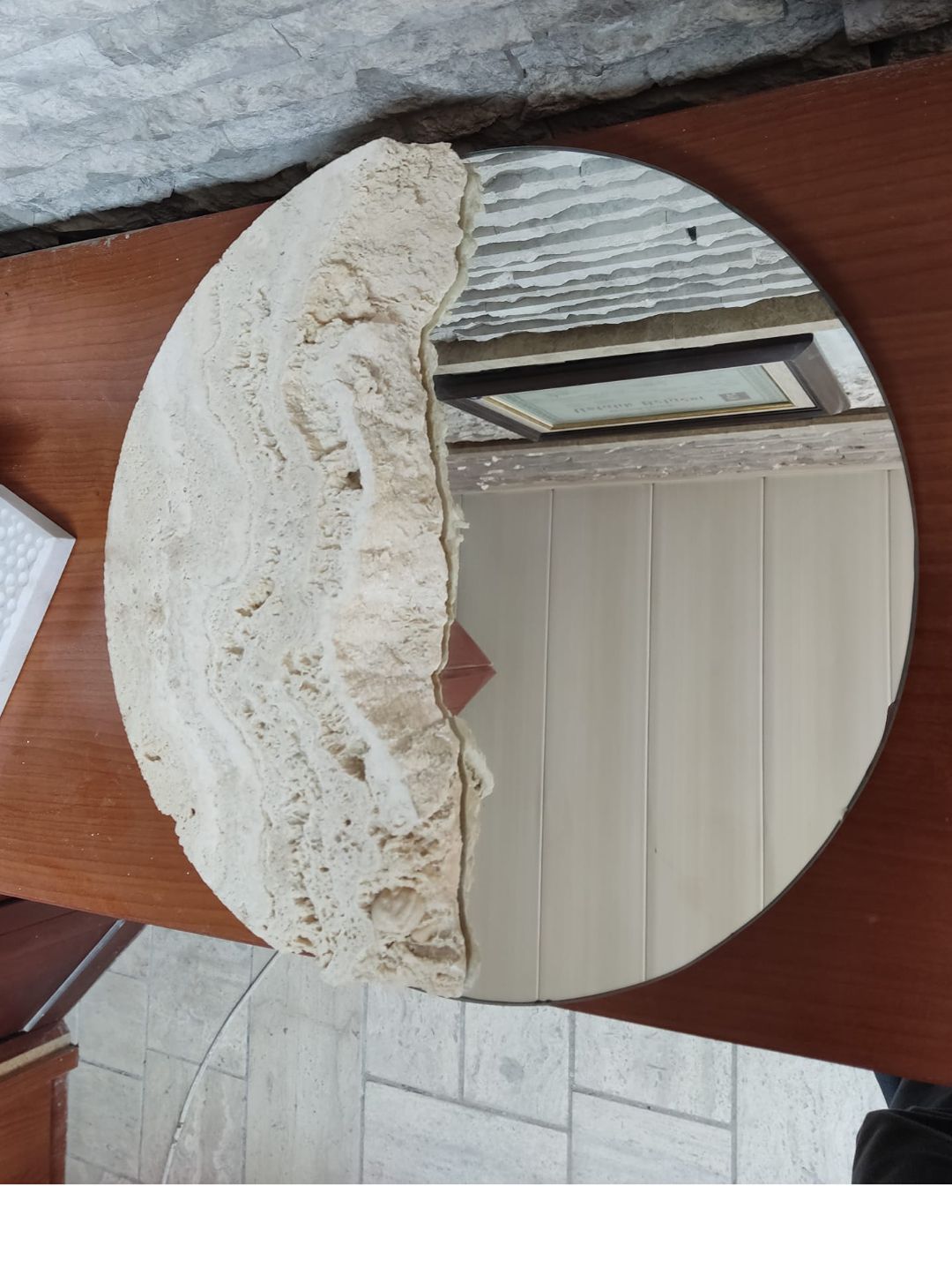 traverten-dokulu-dekoratif-ayna-beyaz