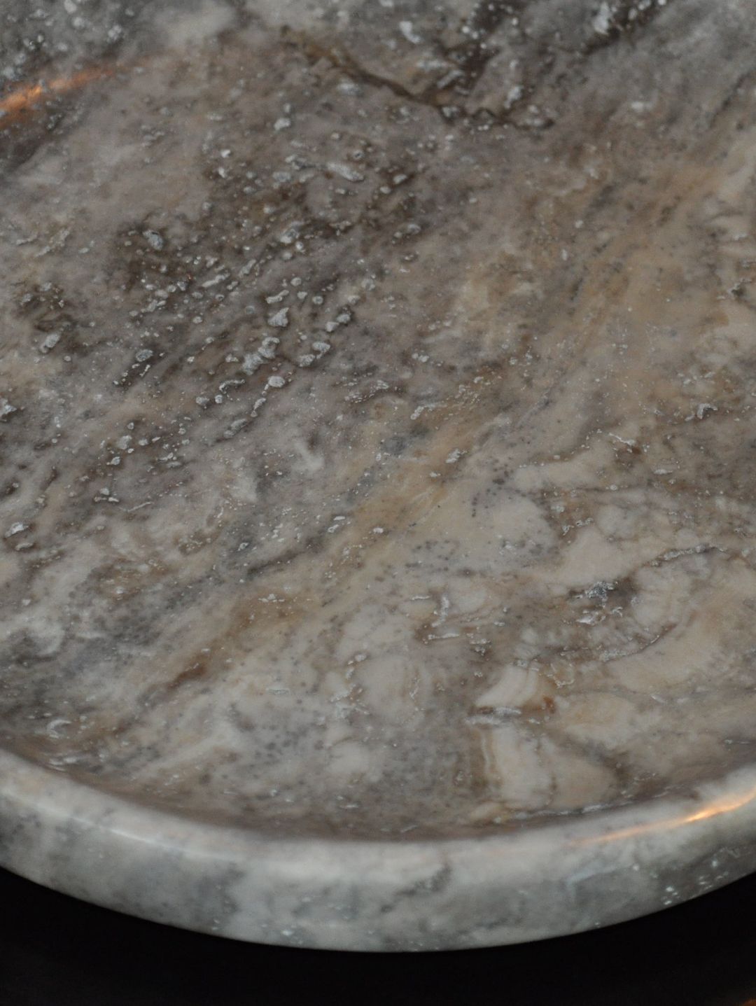 silver-traverten-tabak-ham