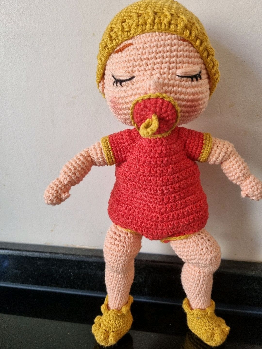 amigurumi-oyuncak-bebek