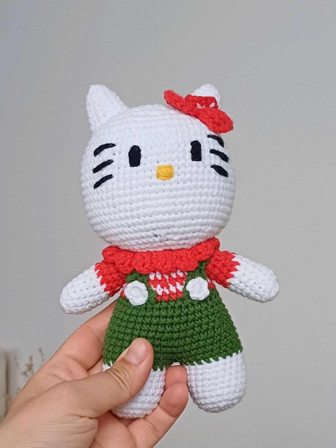 hello-kitty-kirmizi