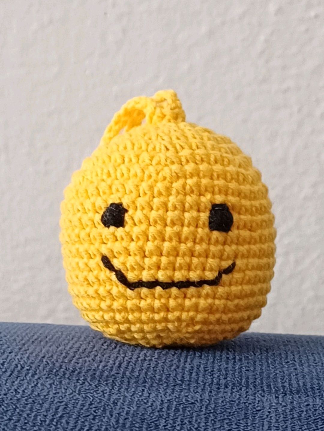 emoji-anahtarlik-sari
