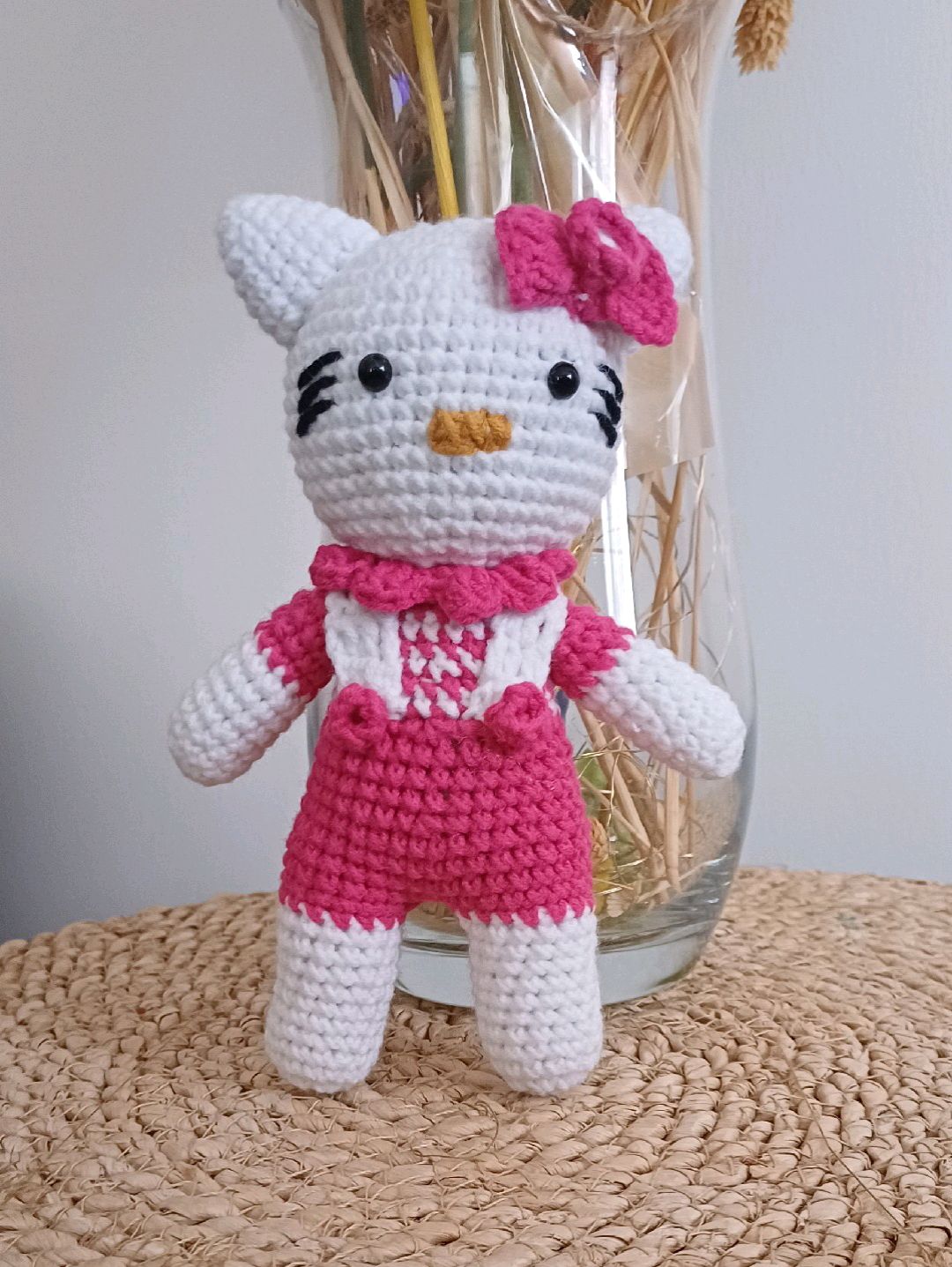 hello-kitty-pembe