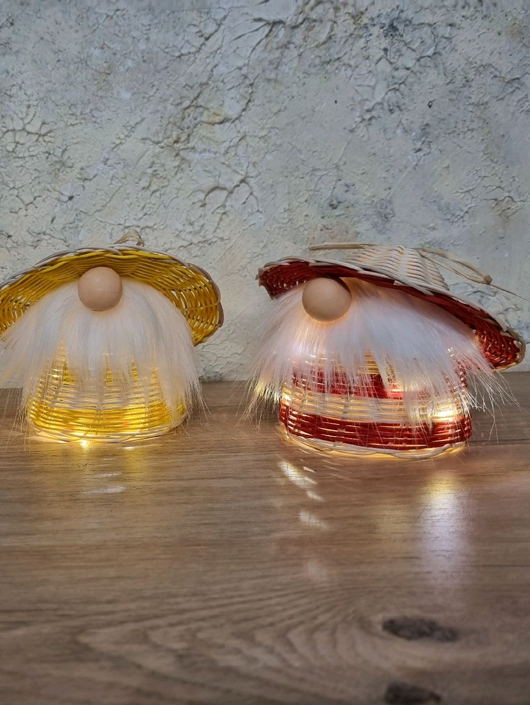 rattan-bahce-cucesi-pilli-peri-led-grohe-kirmizi