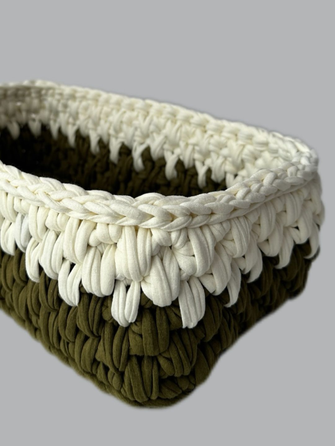 byehandmade-el-yapimi-yesil-beyaz-organizer-sepet-yesil