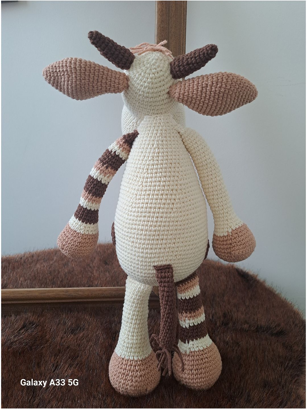 inek-amigurumi-oyuncak-uyku-arkadasi-krem-rengi