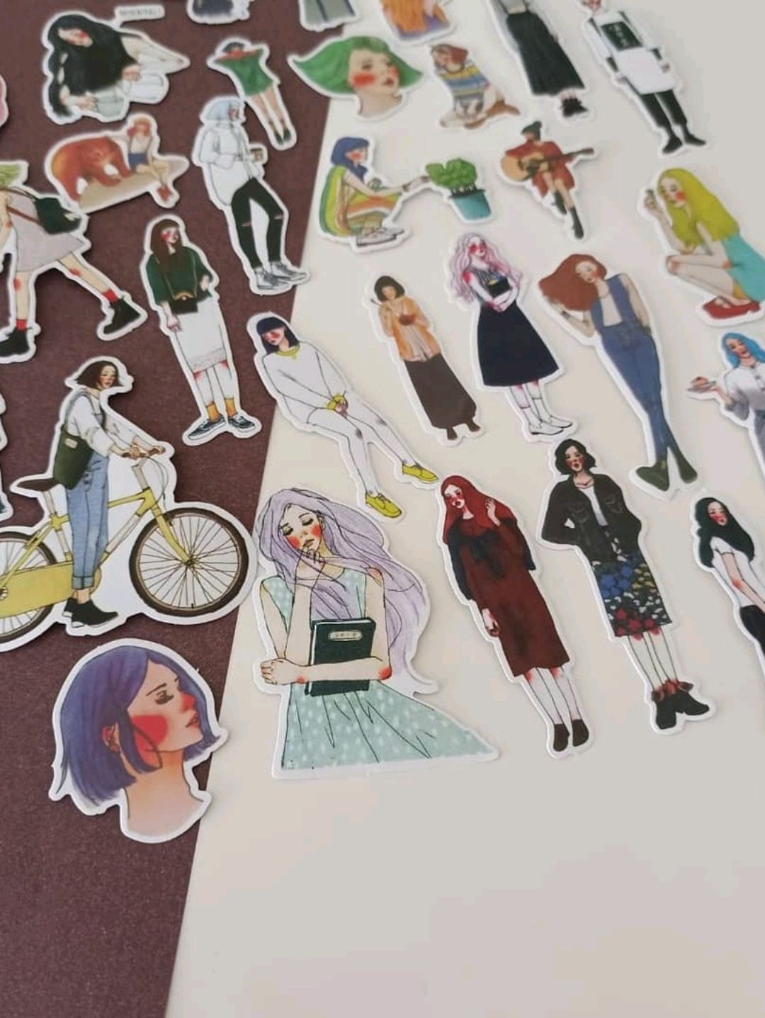 la-dolce-vita-kiz-sticker-cok-renkli