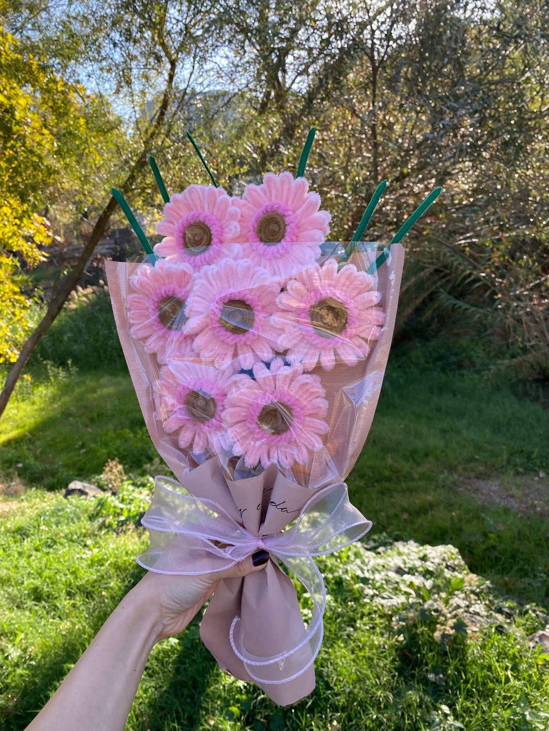 gerbera-cicegi-buketi-dag-pembesi