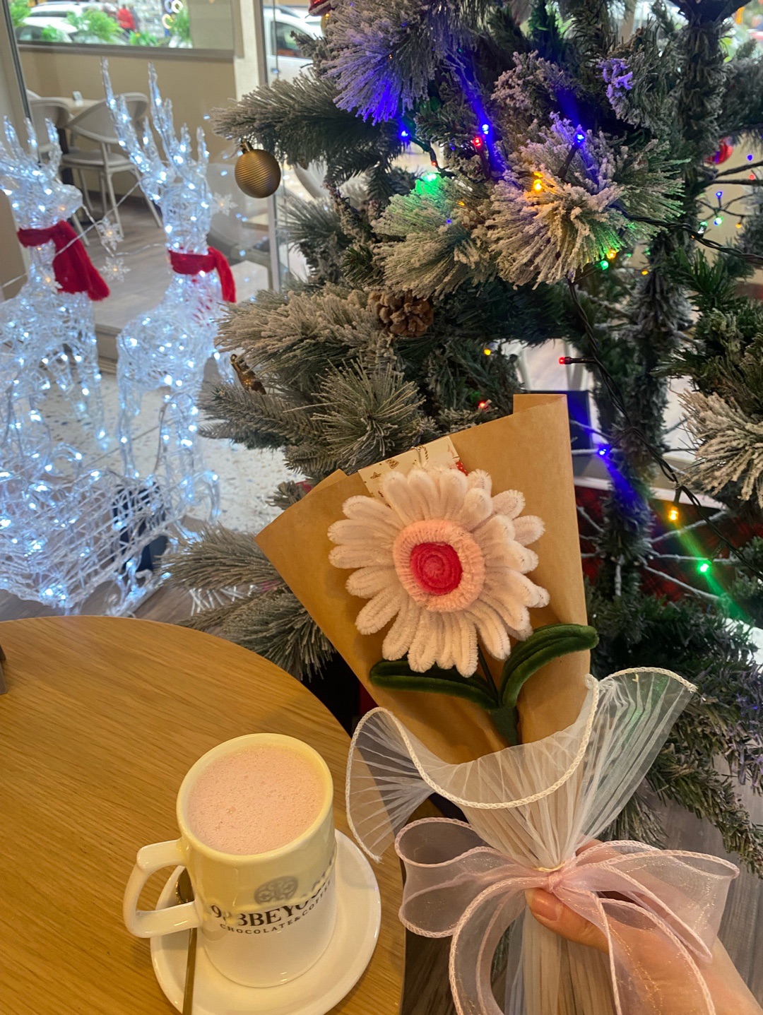 gerbera-cicegi-tekli-soluk-pembe