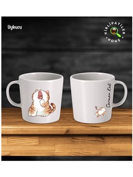 Uykucu Taş Kupa Fincan Üzeri Ev Kedisi Baskılı Bej