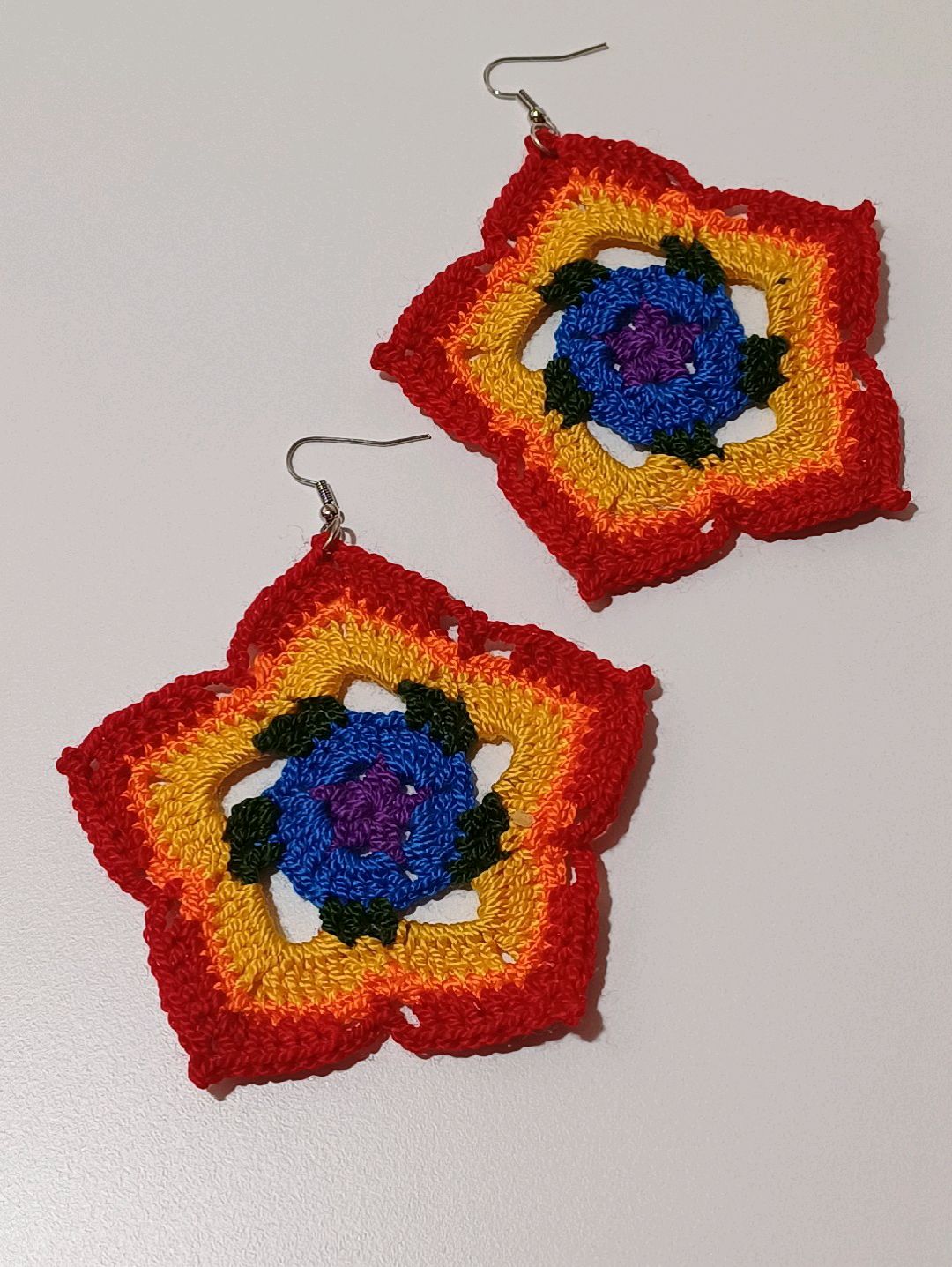 mandala-gokkusagi-kupe-cok-renkli