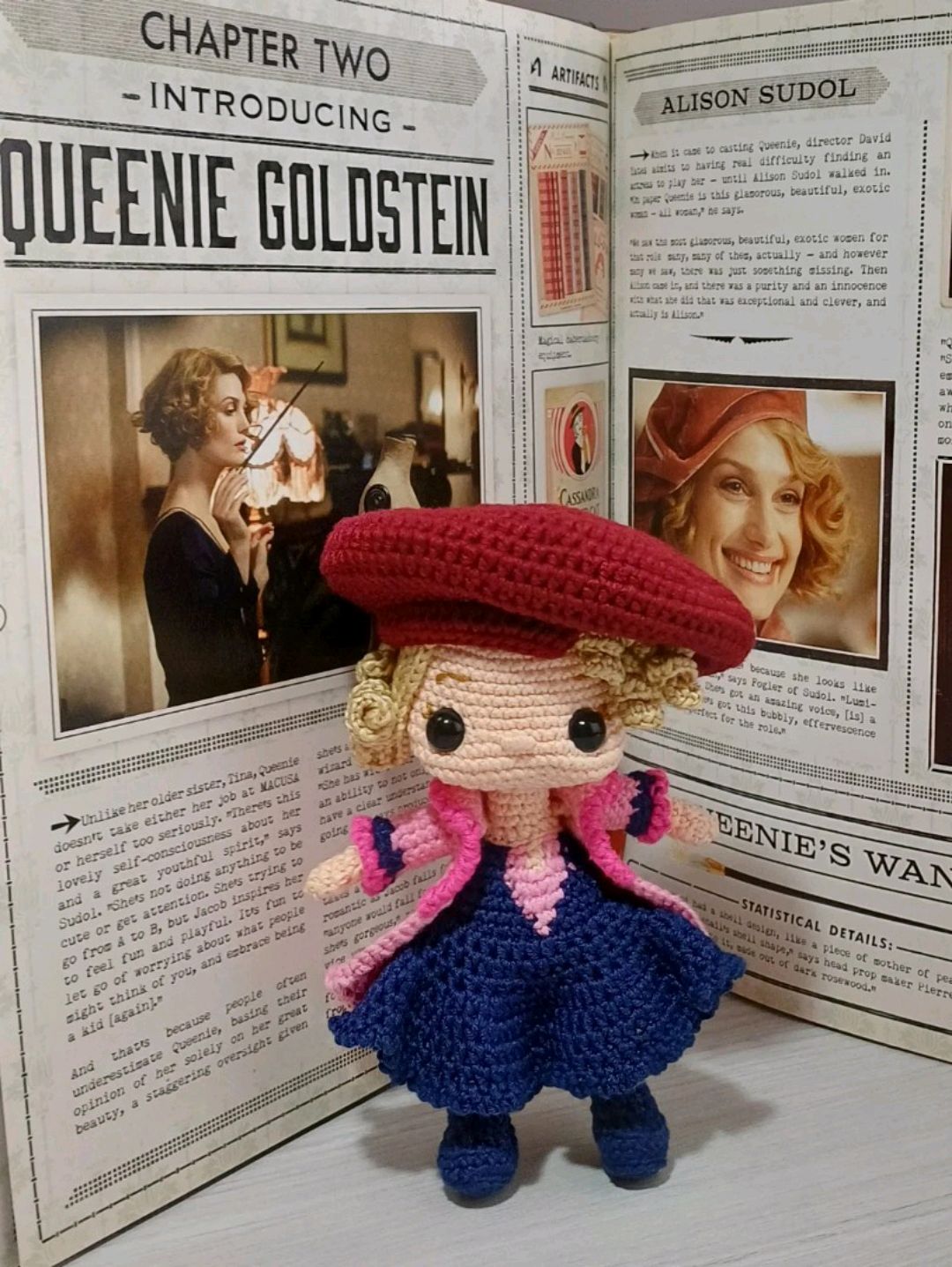 queenie-goldstein-cok-renkli