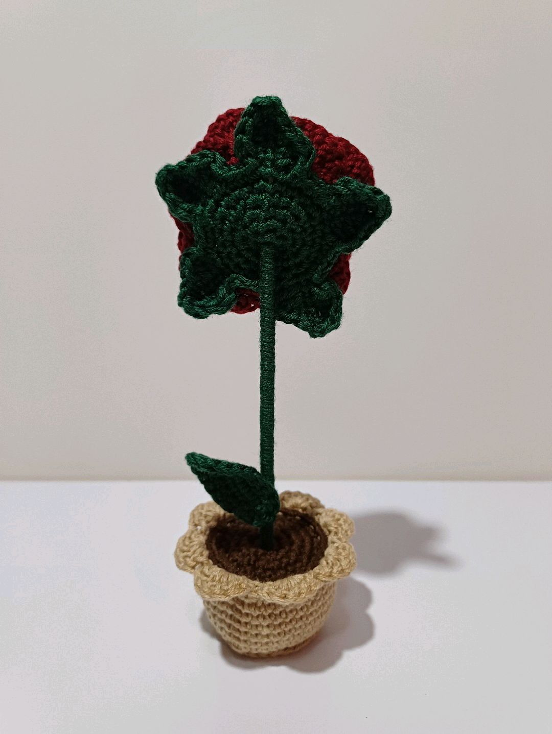 mini-saksi-katmerli-gul-bordo