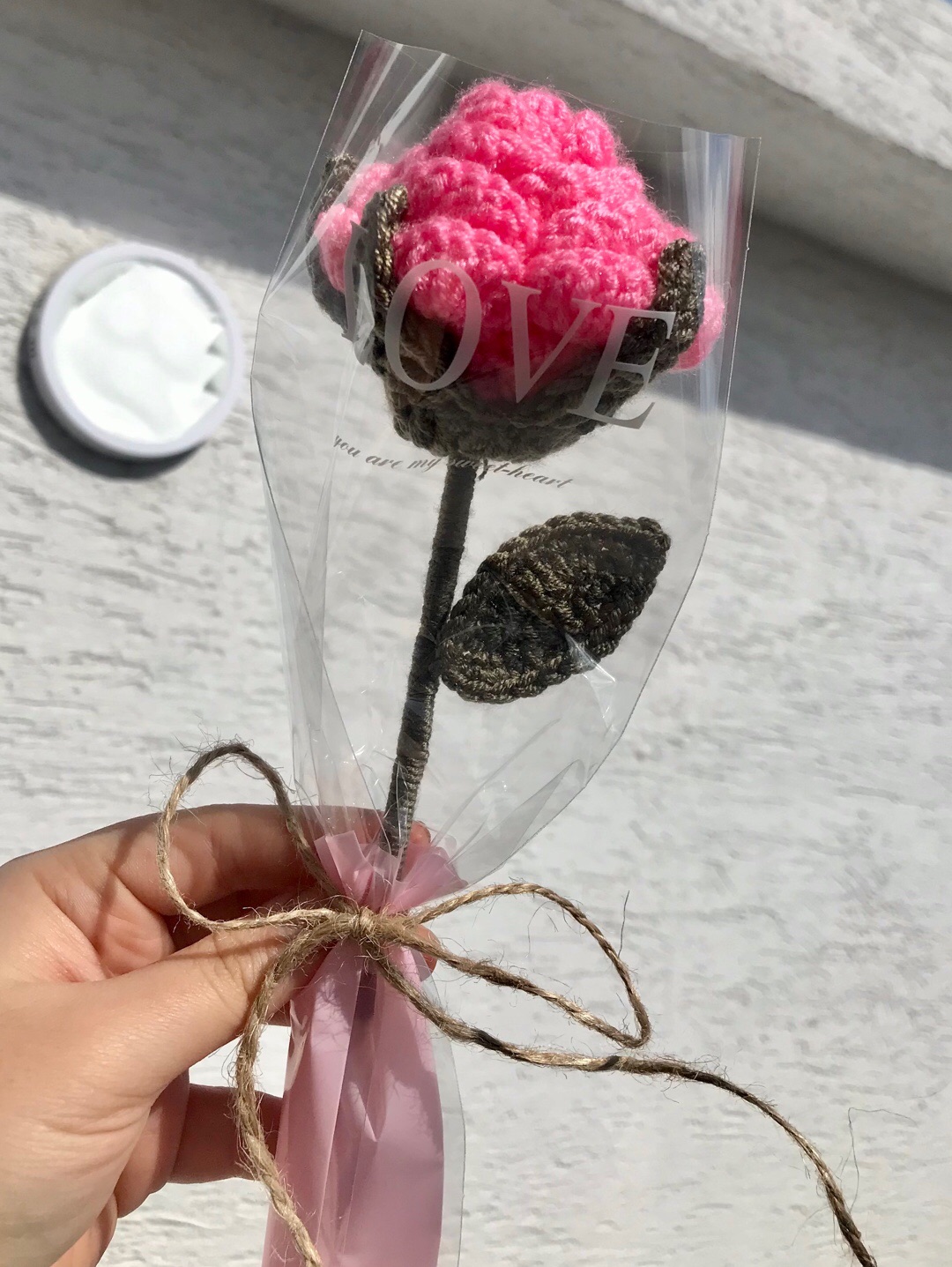 orgu-cicek-gul-buketi-kadinlar-gunu-pembe