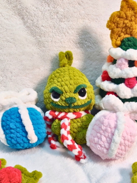 Grinç Amigurumi Oyuncak Fıstık Yeşili