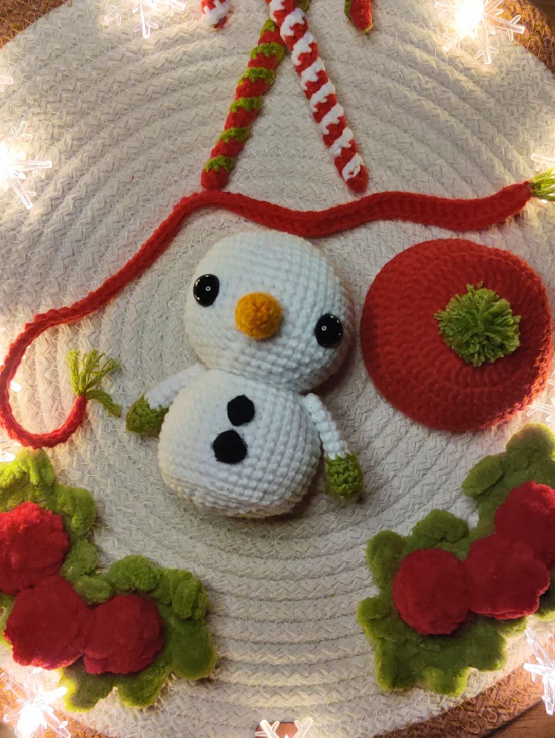 kardan-adam-amigurumi-oyuncak-beyaz