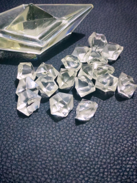 Nunilog Deliksiz Kristal Çok Renkli