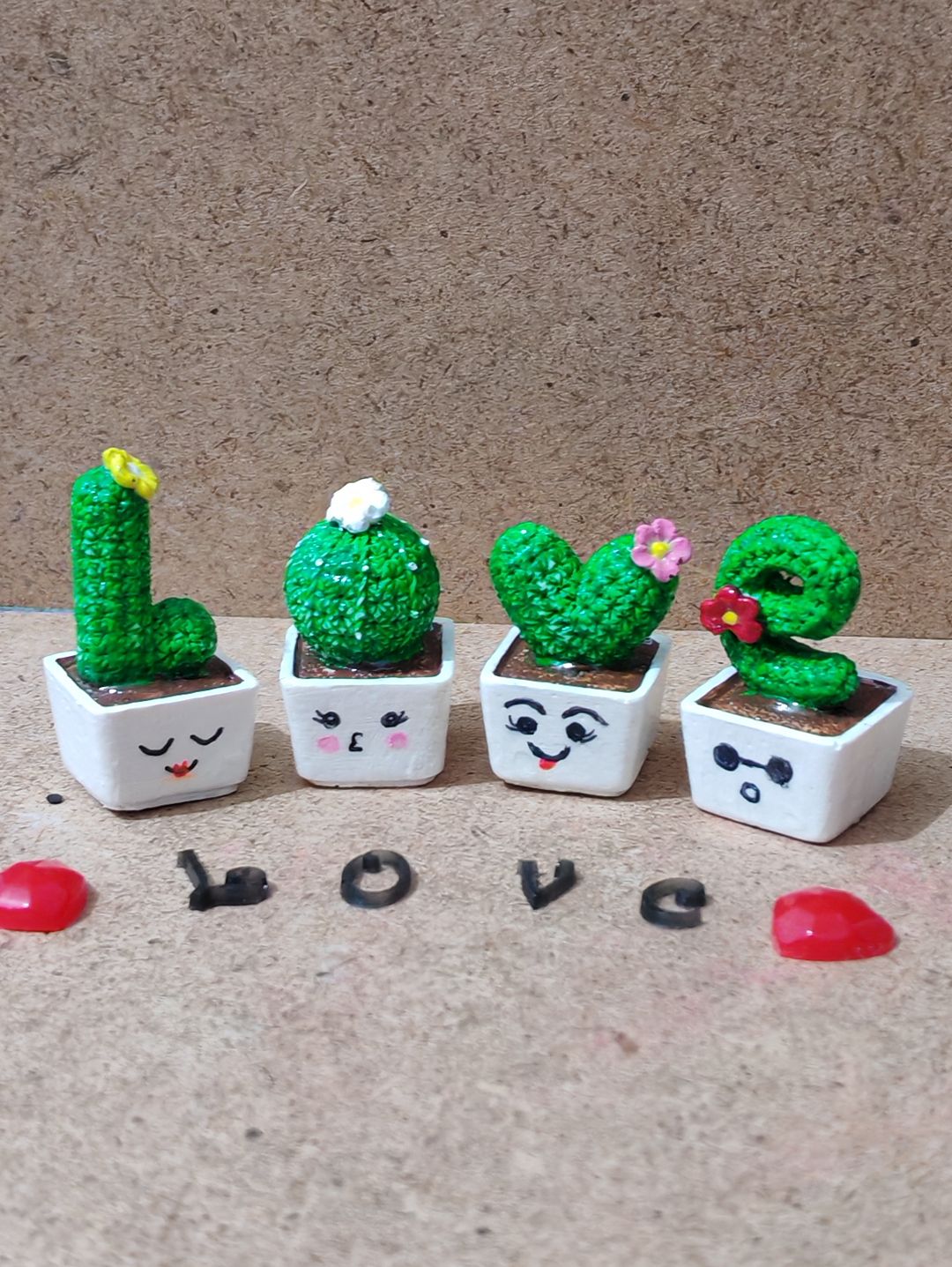 nunilog-love-kaktus-cok-renkli