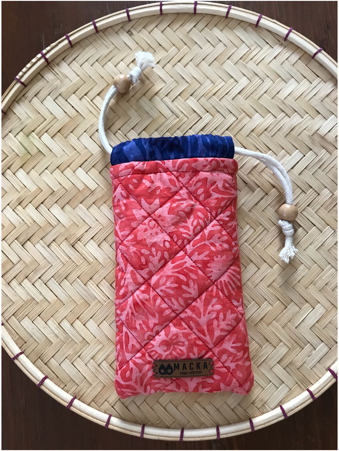 buzgulu-gozluk-kilifi-batik-kirmizi