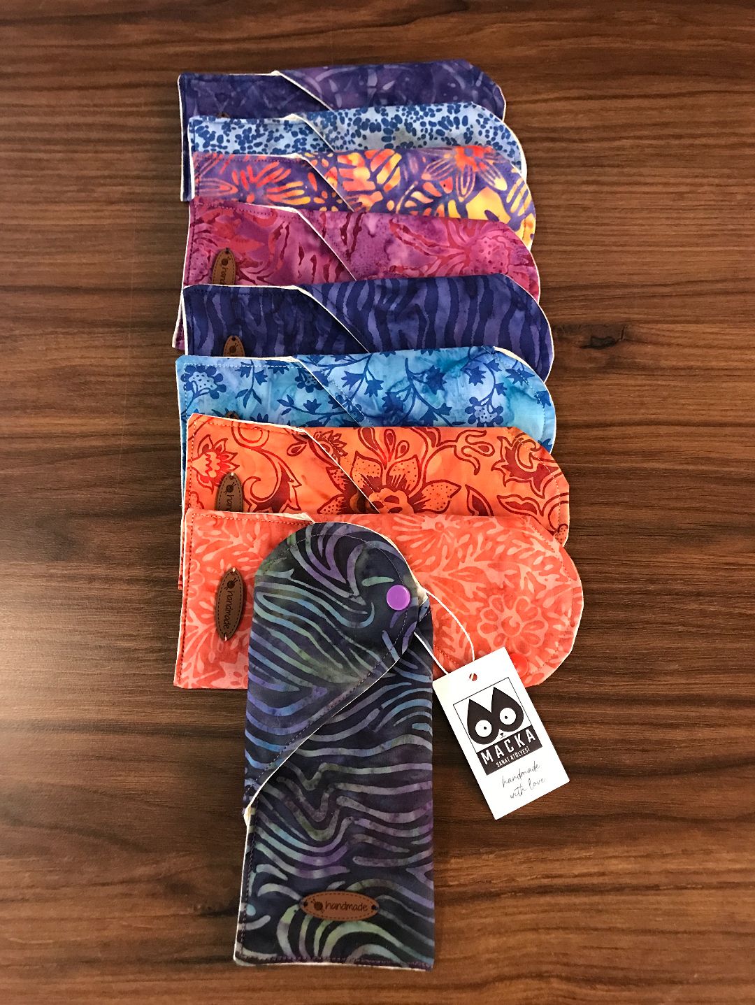siyah-zebra-batik-gozluk-kilif-morsalkim-rengi