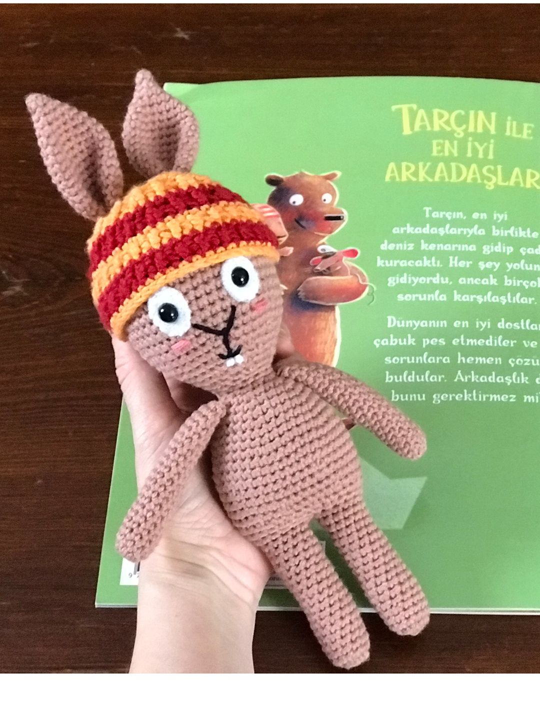 tavsan-tarcin-amigurumi-kahverengi