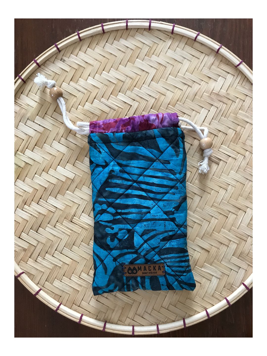 gozluk-kilifi-lacivert-zebra-lacivert