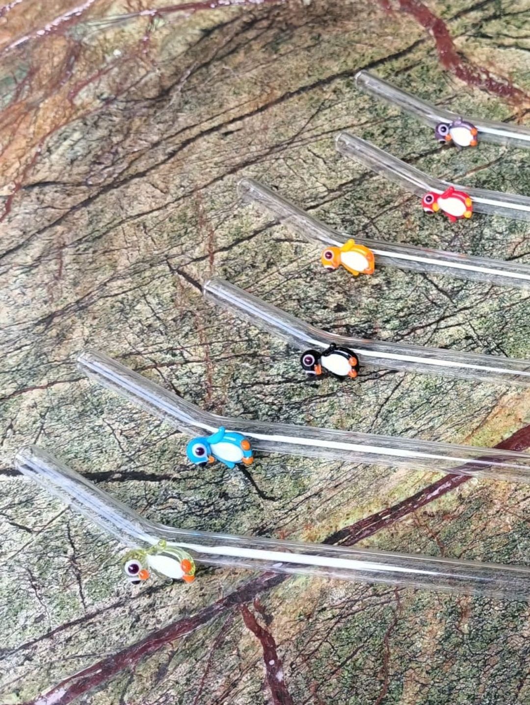 penguenli-tasarim-cam-pipetler-cok-renkli