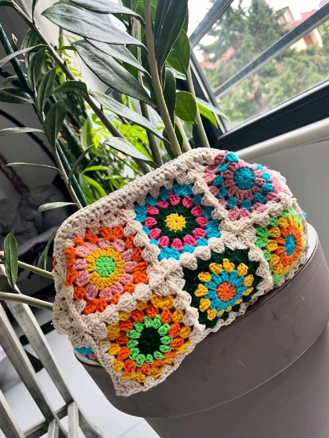 motifli-el-cantasi-cok-renkli