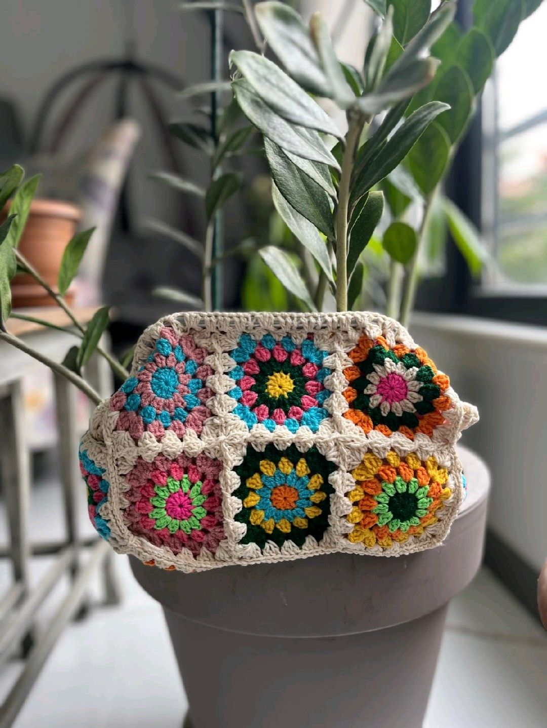 motifli-el-cantasi-cok-renkli