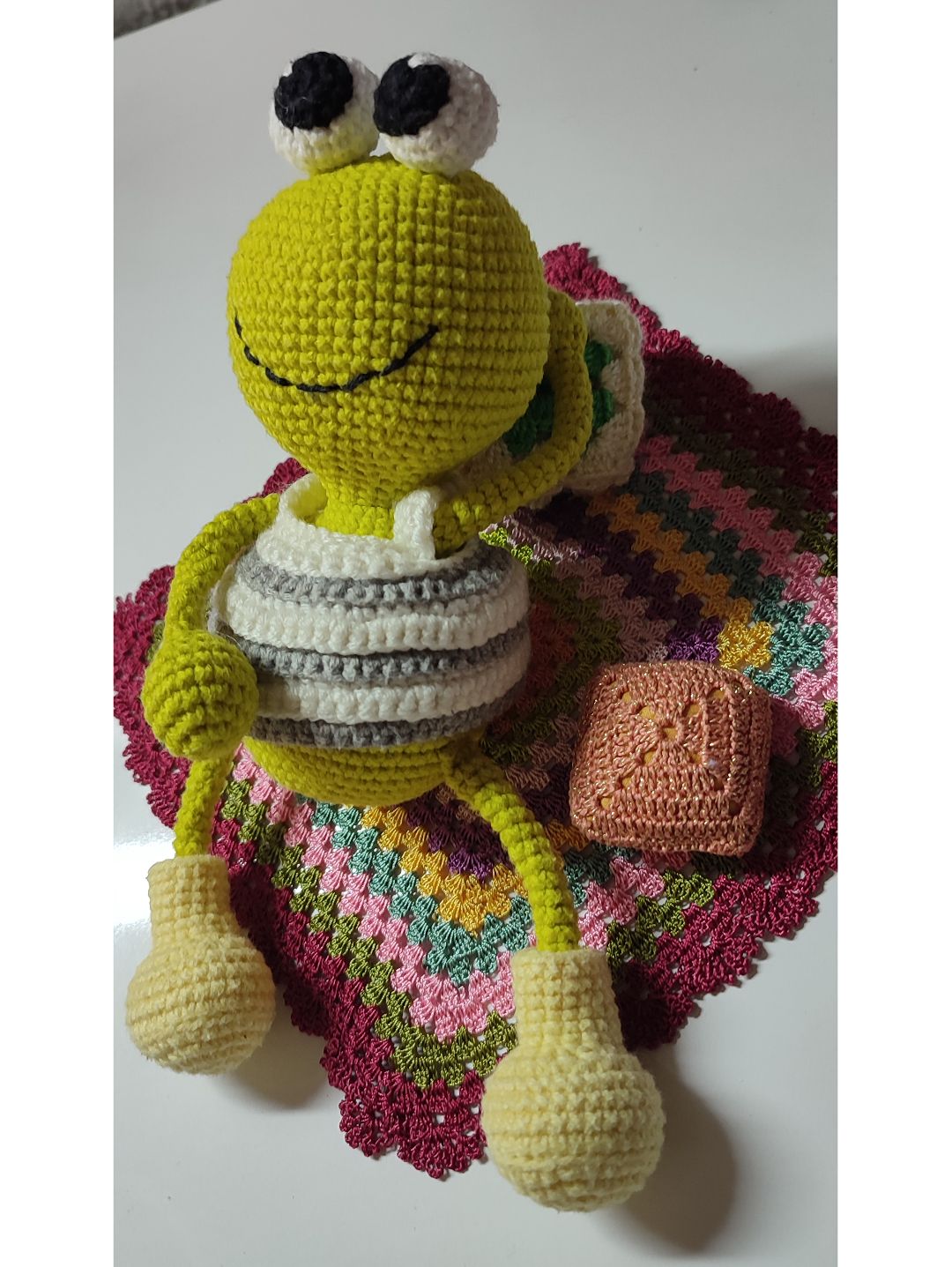 kurbaga-yoyo-amigurumi-yesil