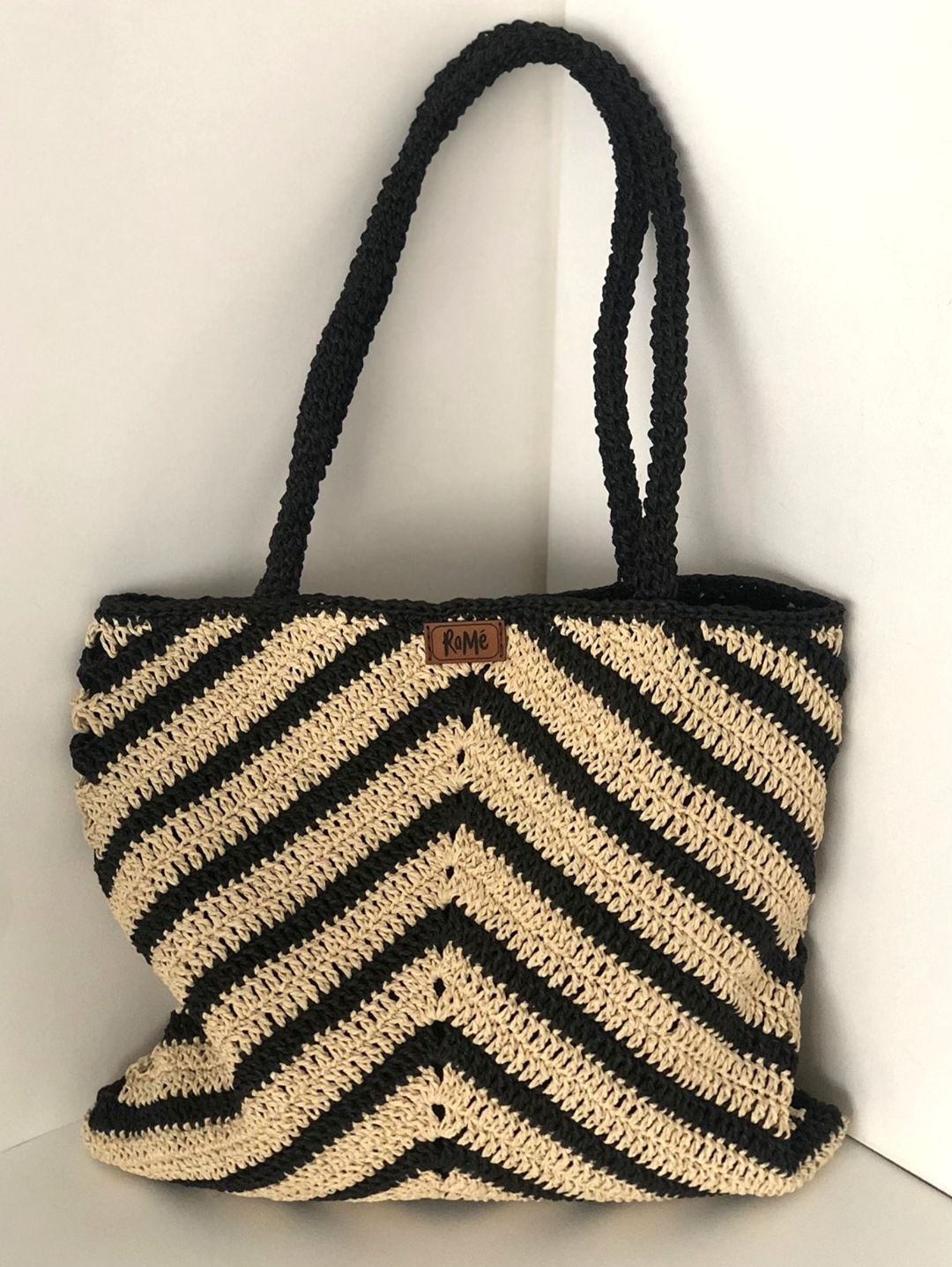2-renk-orgu-dokulu-zigzag-seritli-tote-canta-siyah