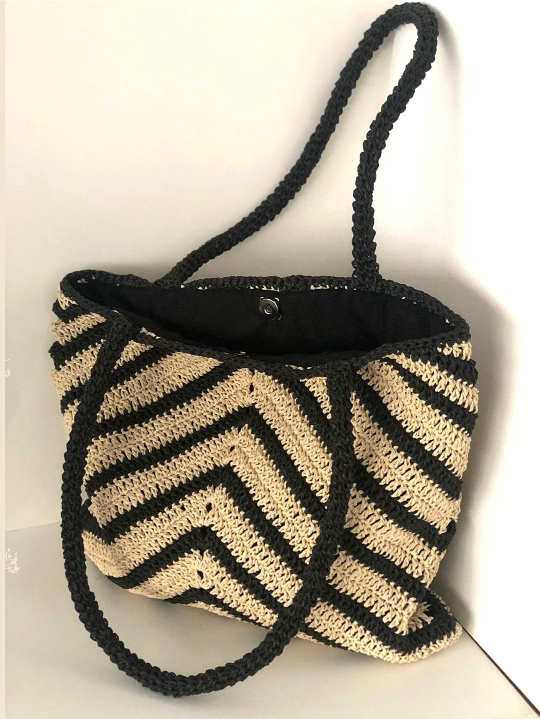 2-renk-orgu-dokulu-zigzag-seritli-tote-canta-siyah