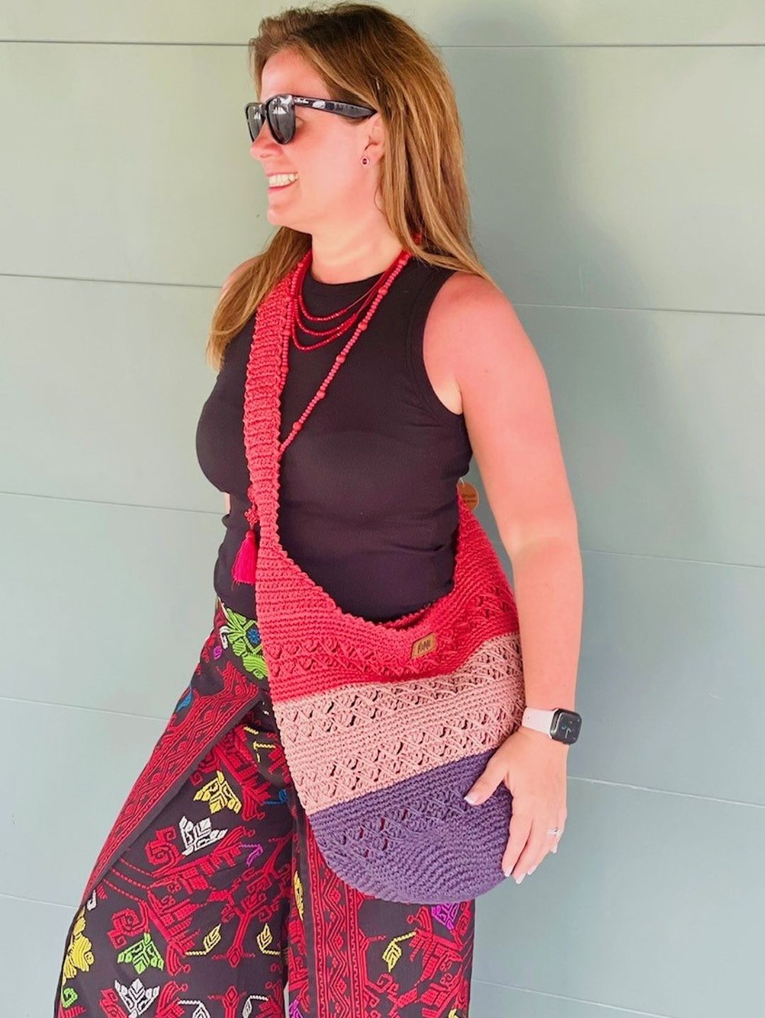 pouch-3-renkli-hasir-orme-omuz-cantasi-kirmizi